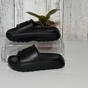 Bebe Womens  Slide Sandals Size  7 Black 3D Logo New  Comfort, Pool , Beach